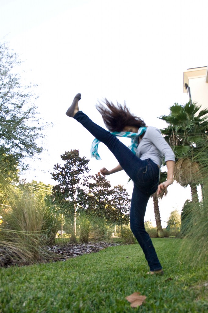 birthday high kick_11132011_105lr